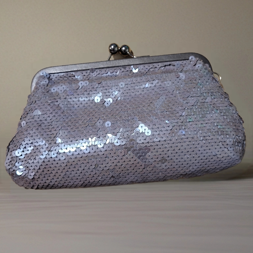 Coach Audrey Sequin Clutch. Special Edition Kisslock. - Picture 2 of 7